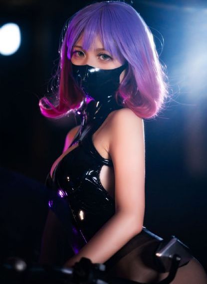 墨雨云间策驰影院免费观看_十万网红美女美酱